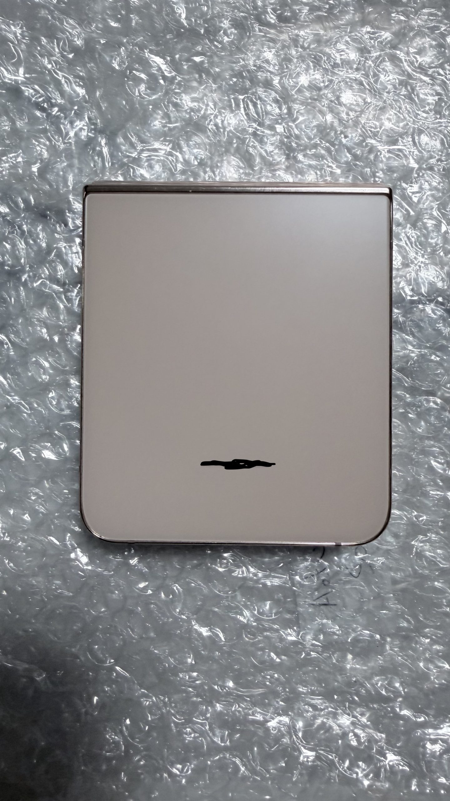 Samsung Galaxy Z Flip4 512GB Pink Gold — Desbloqueado — Grado C - Imagen 13