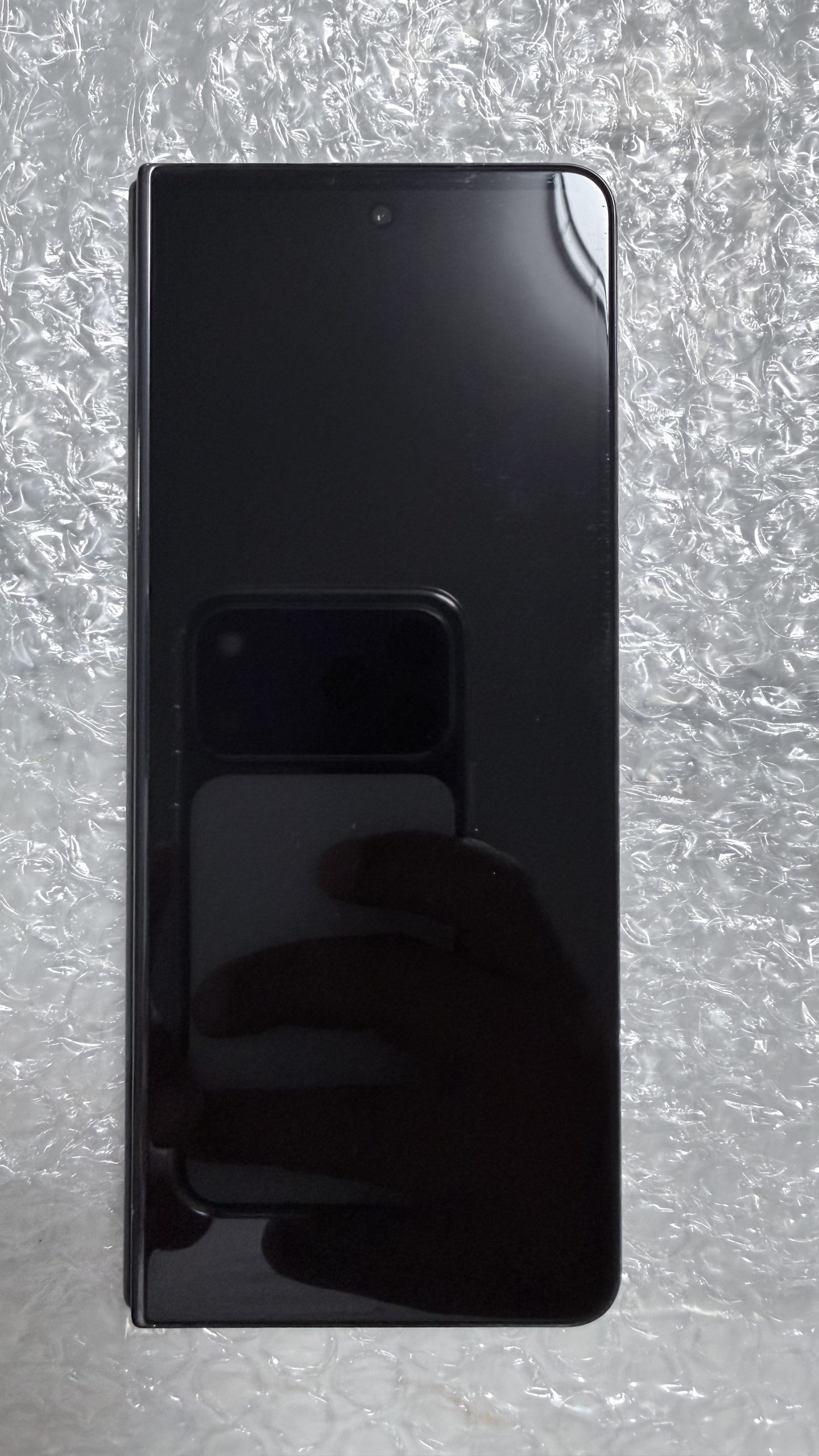 Samsung Galaxy Z Fold4 1TB Phantom Black — Desbloqueado — Grado C (línea en pantalla interna) + Galaxy Watch4 Classic 46mm de REGALO