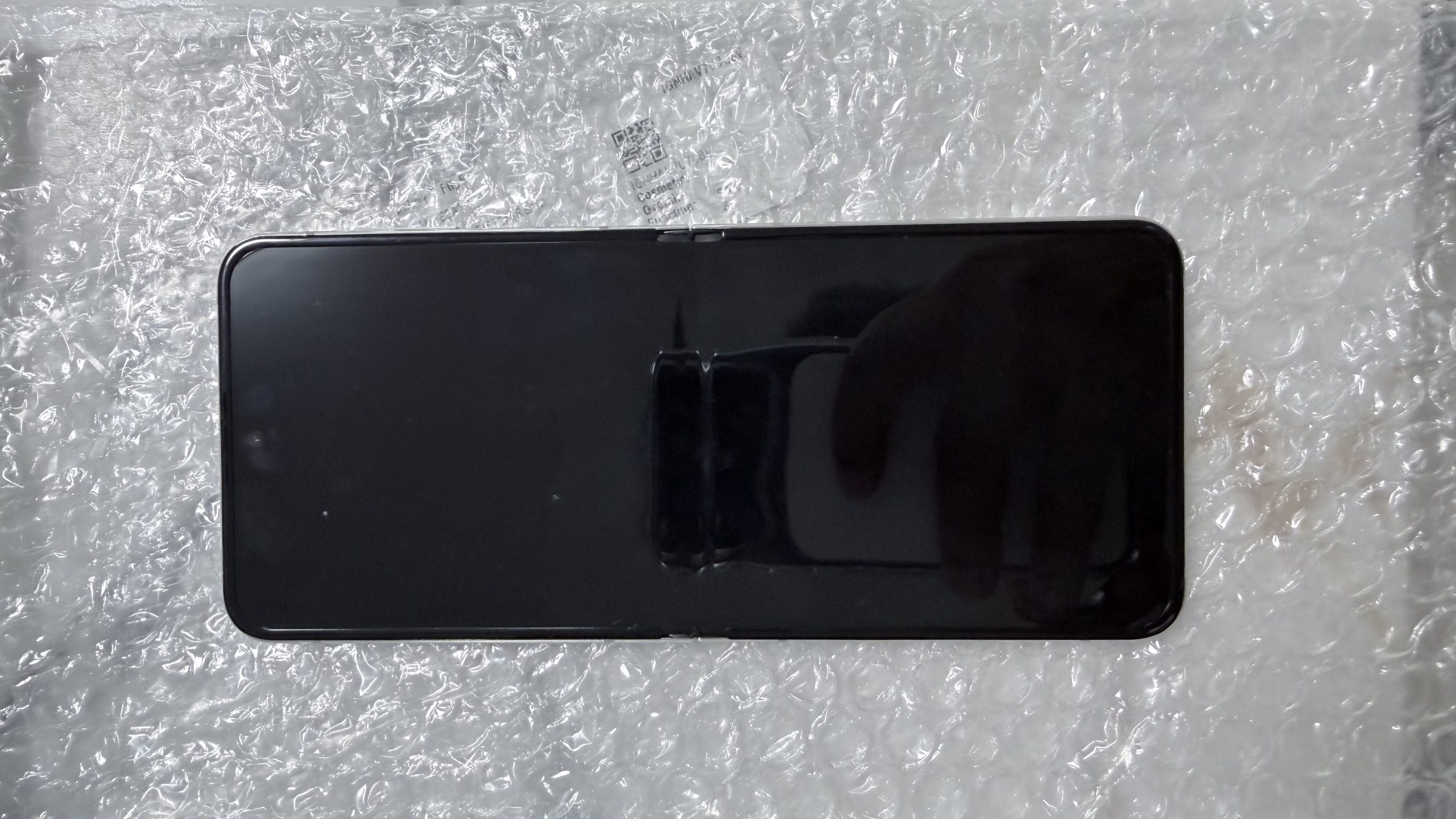 Samsung Galaxy Z Flip5 5G 512GB Cream — Desbloqueado — Grado A - Imagen 17