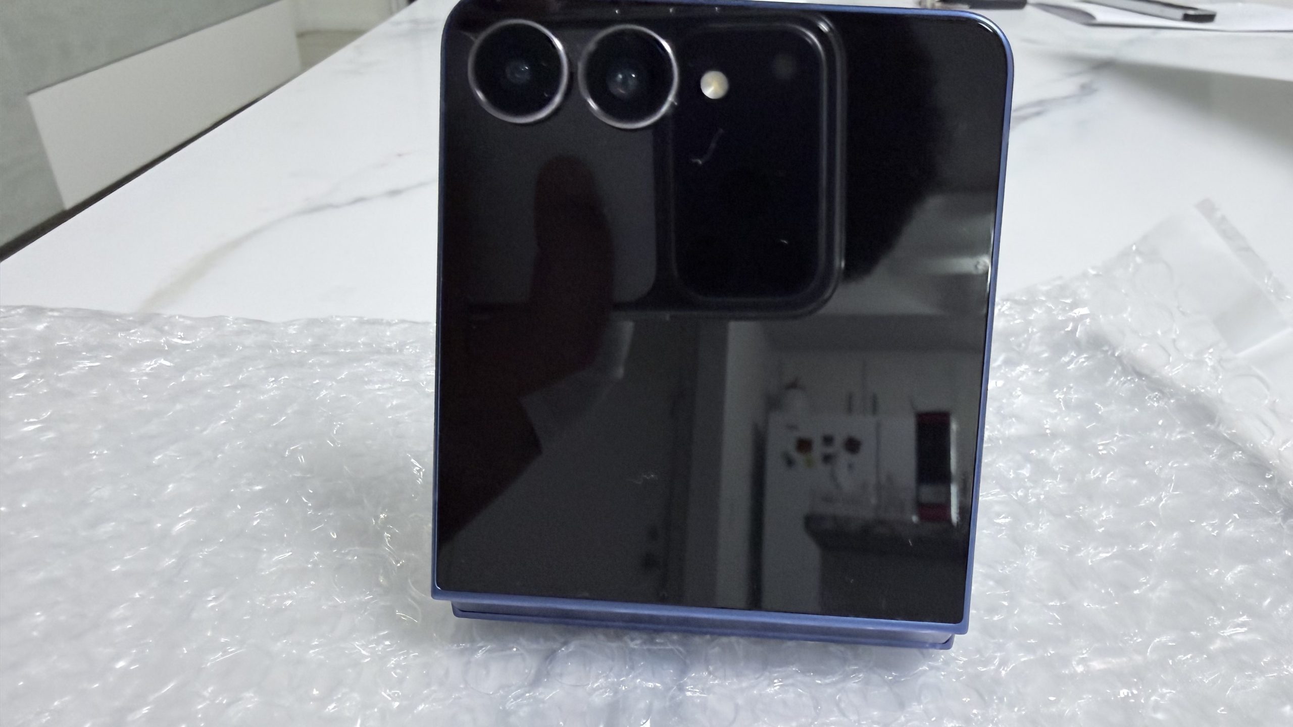 Samsung Galaxy Z Flip7 5G 256GB Blue Shadow — Desbloqueado — Grado A+ - Imagen 16