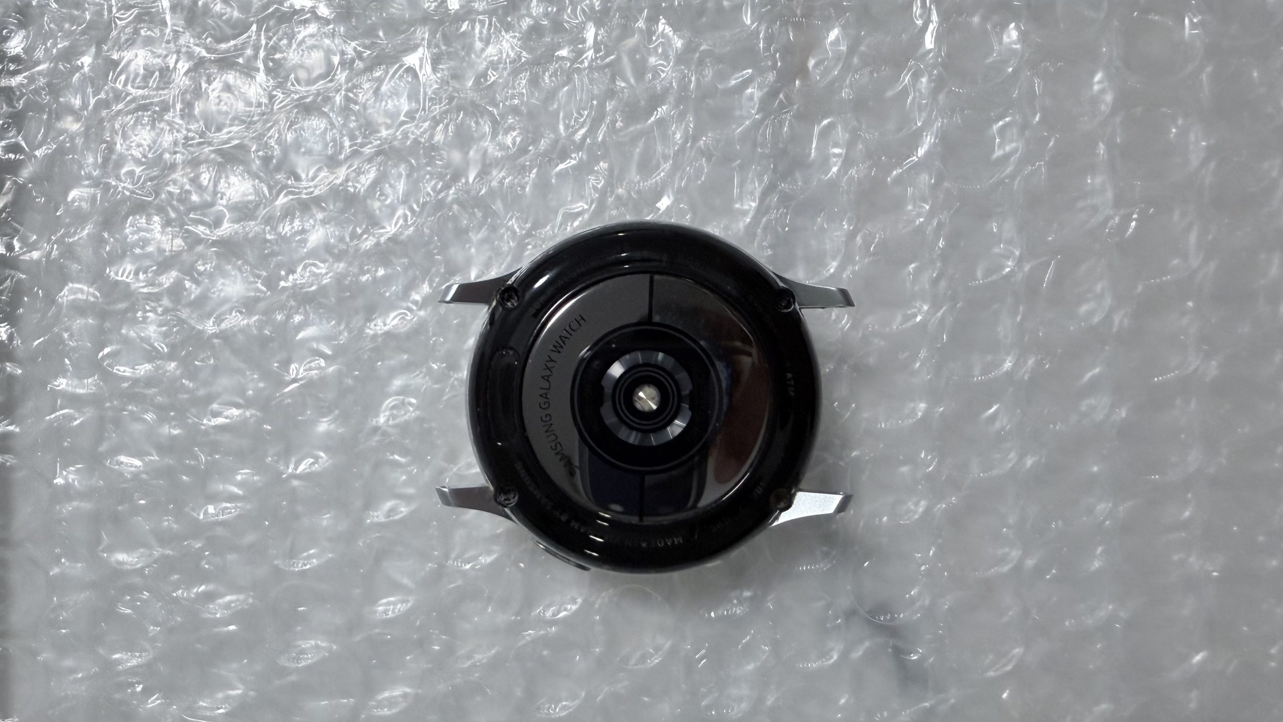 Samsung Galaxy Z Flip 5 512GB Desbloqueado — 100% Funcional · Dos detalles estéticos en pantalla · Chasis impecable + Galaxy Watch Active2 de REGALO - Imagen 8