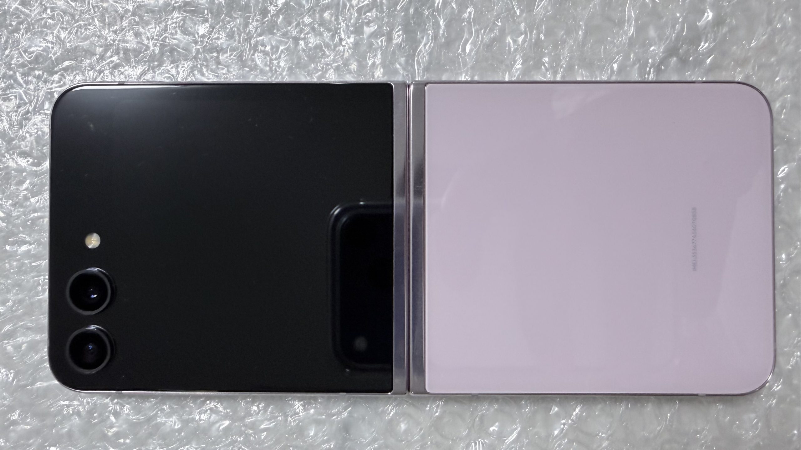 Samsung Galaxy Z Flip 5 512GB Desbloqueado — 100% Funcional · Dos detalles estéticos en pantalla · Chasis impecable + Galaxy Watch Active2 de REGALO - Imagen 17
