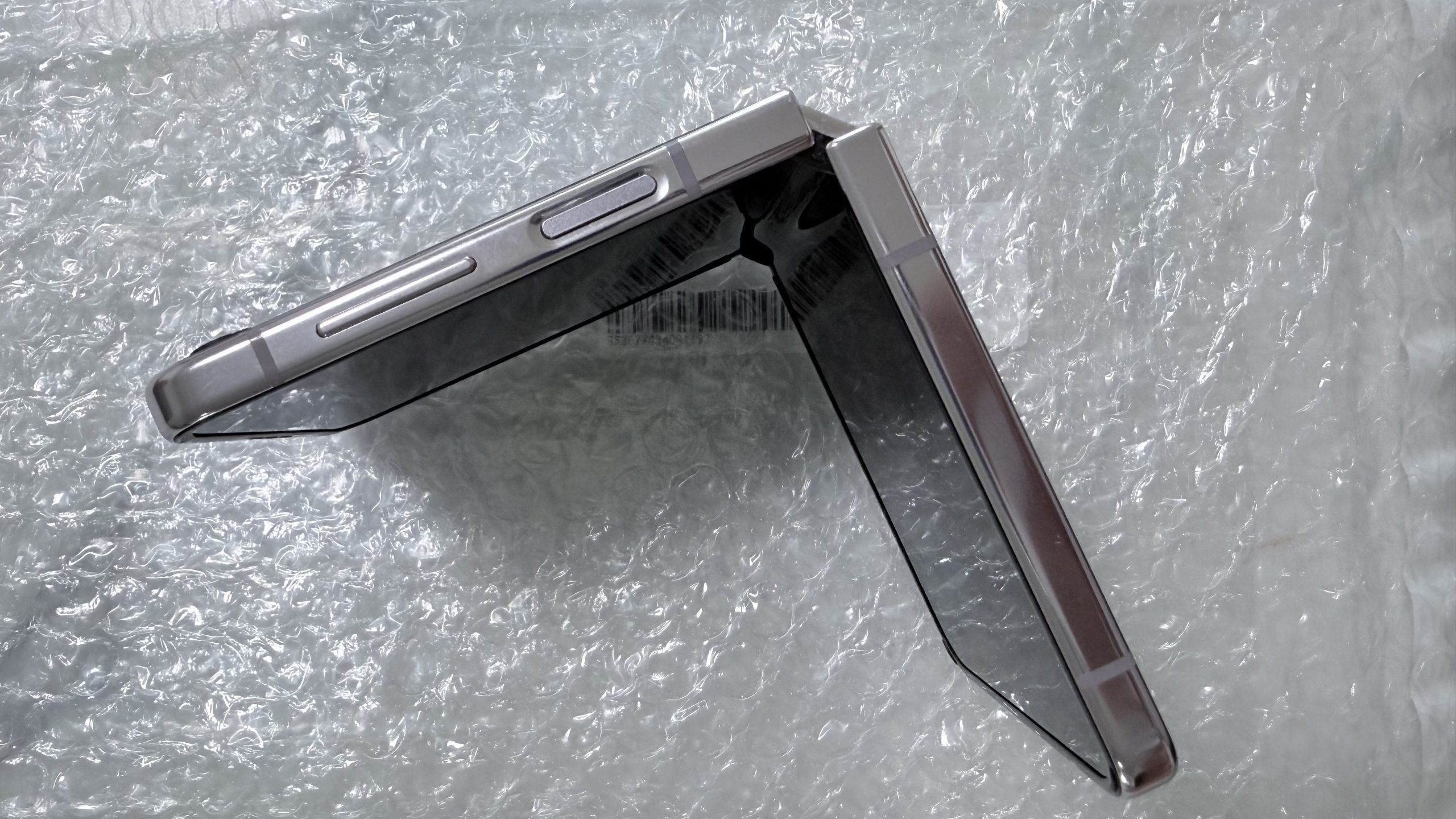 Samsung Galaxy Z Flip 5 512GB Lavender Desbloqueado — 100% Funcional con punto en pantalla + Galaxy Watch Active2 de REGALO - Imagen 6