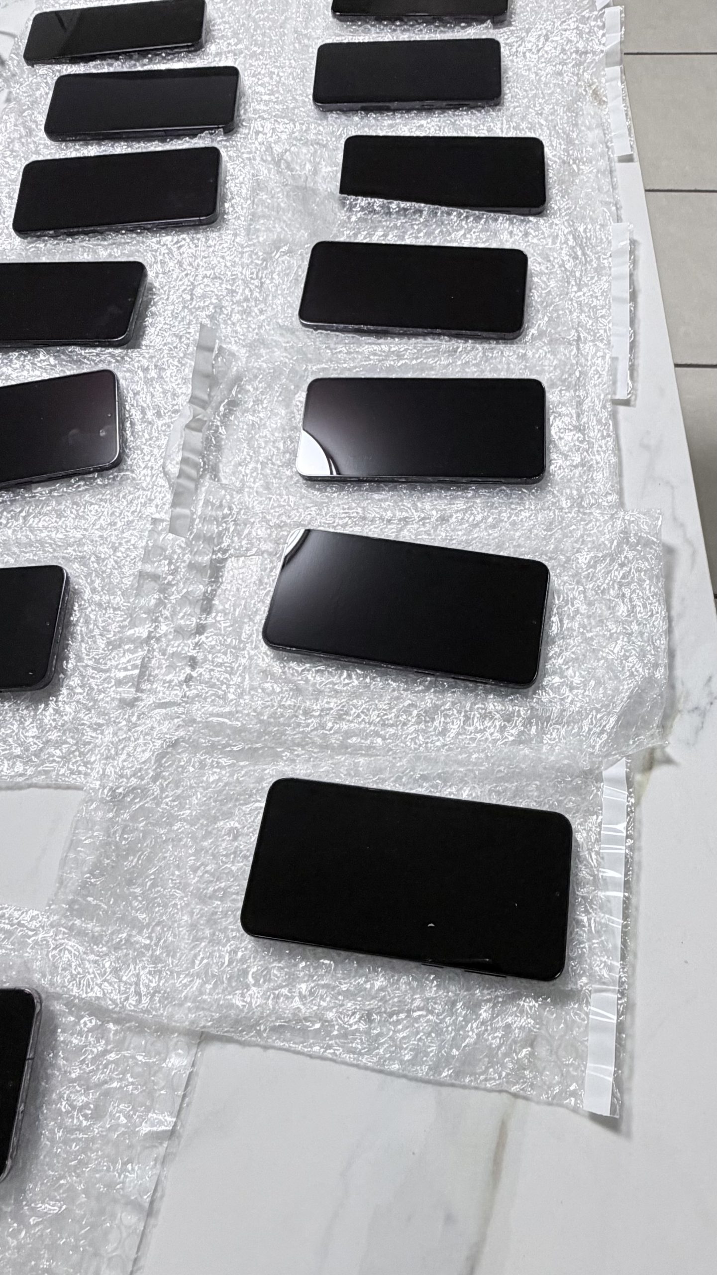 Samsung Galaxy S23+ 5G 256GB Phantom Black — Desbloqueado de Fábrica (SM-S916U1) — Grado B - Imagen 5
