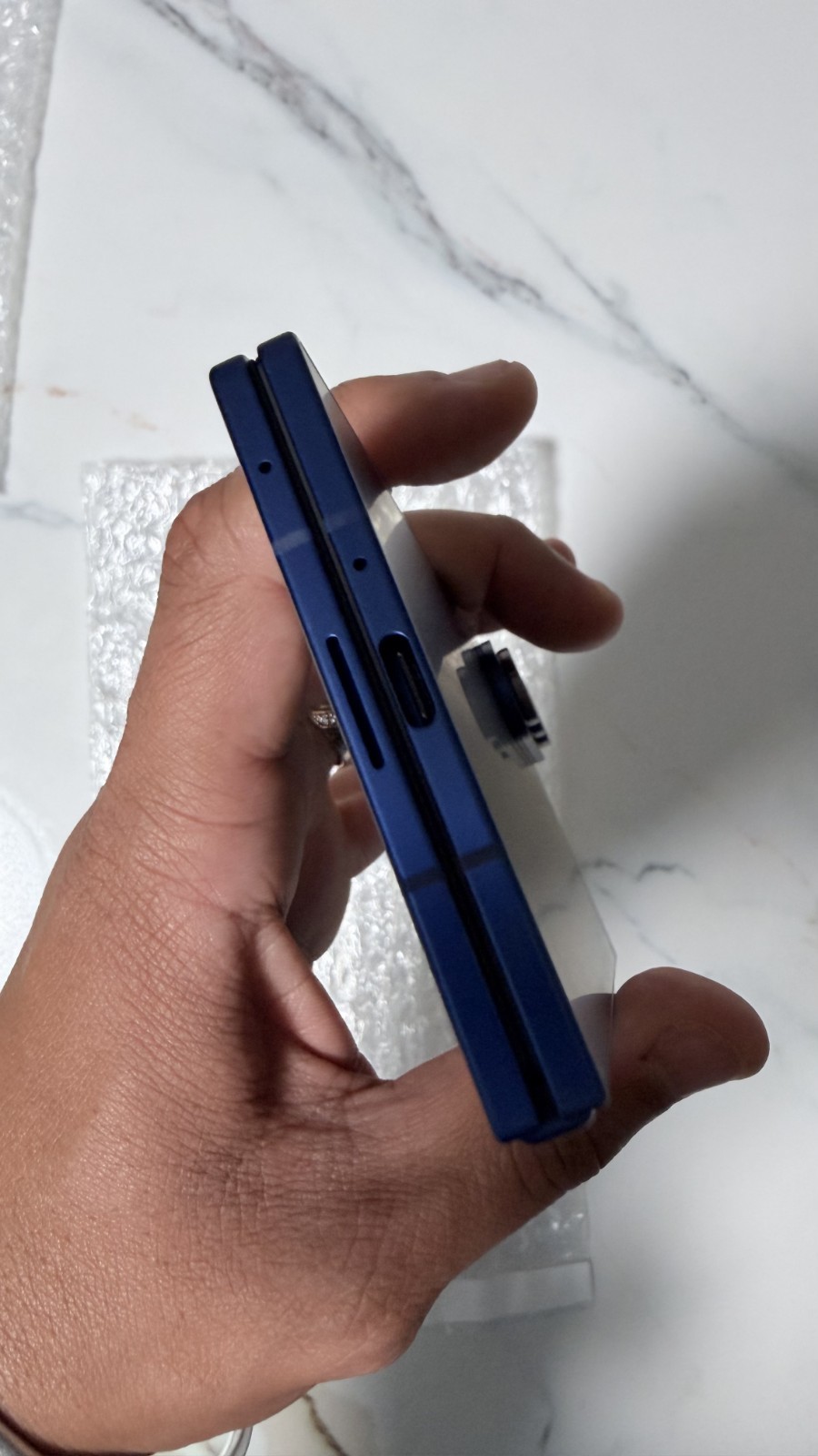 Samsung Galaxy Z Fold7 256GB Blue Shadow — Desbloqueado de Fábrica (SM-F966U1) — Grado A - Imagen 6